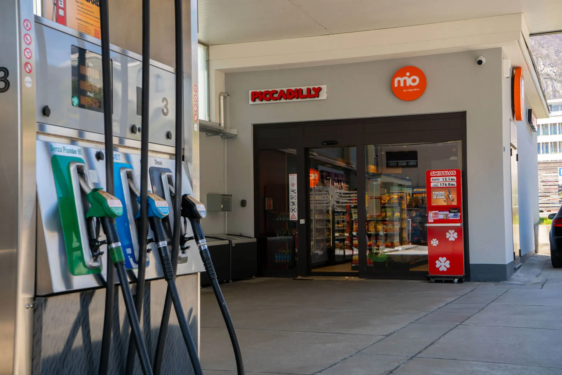 Piccadilly Biasca Benzina