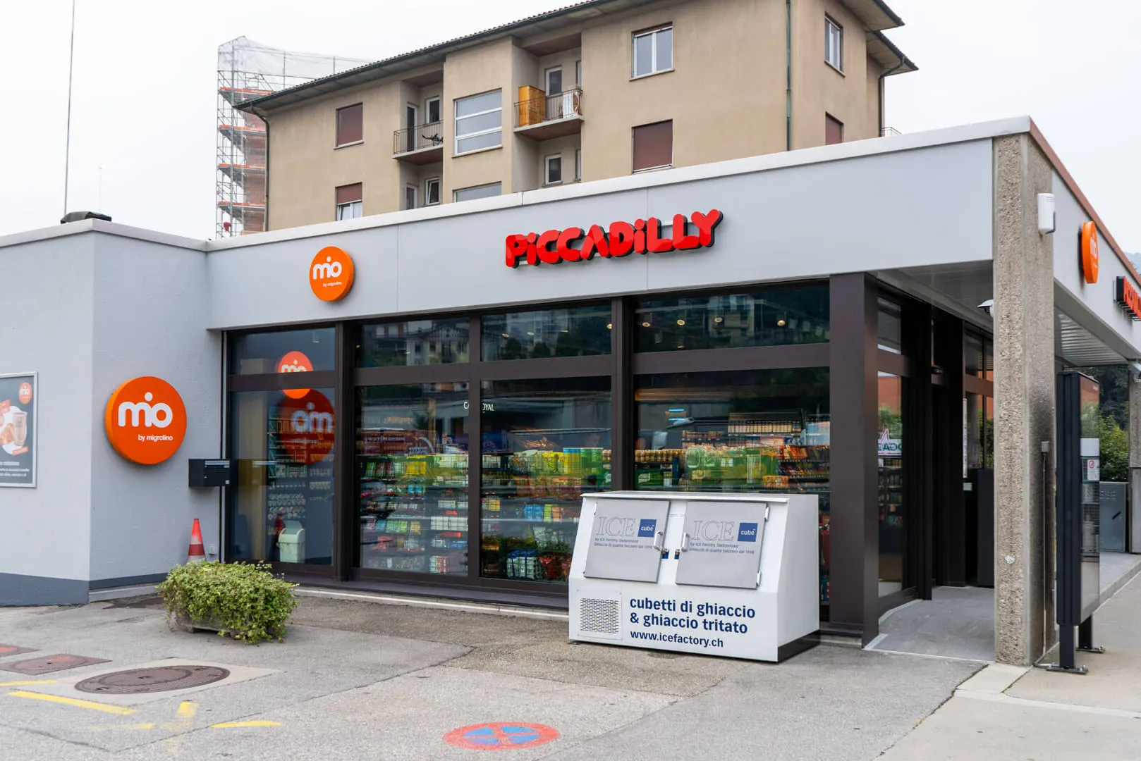 Piccadilly Chiasso Esterno