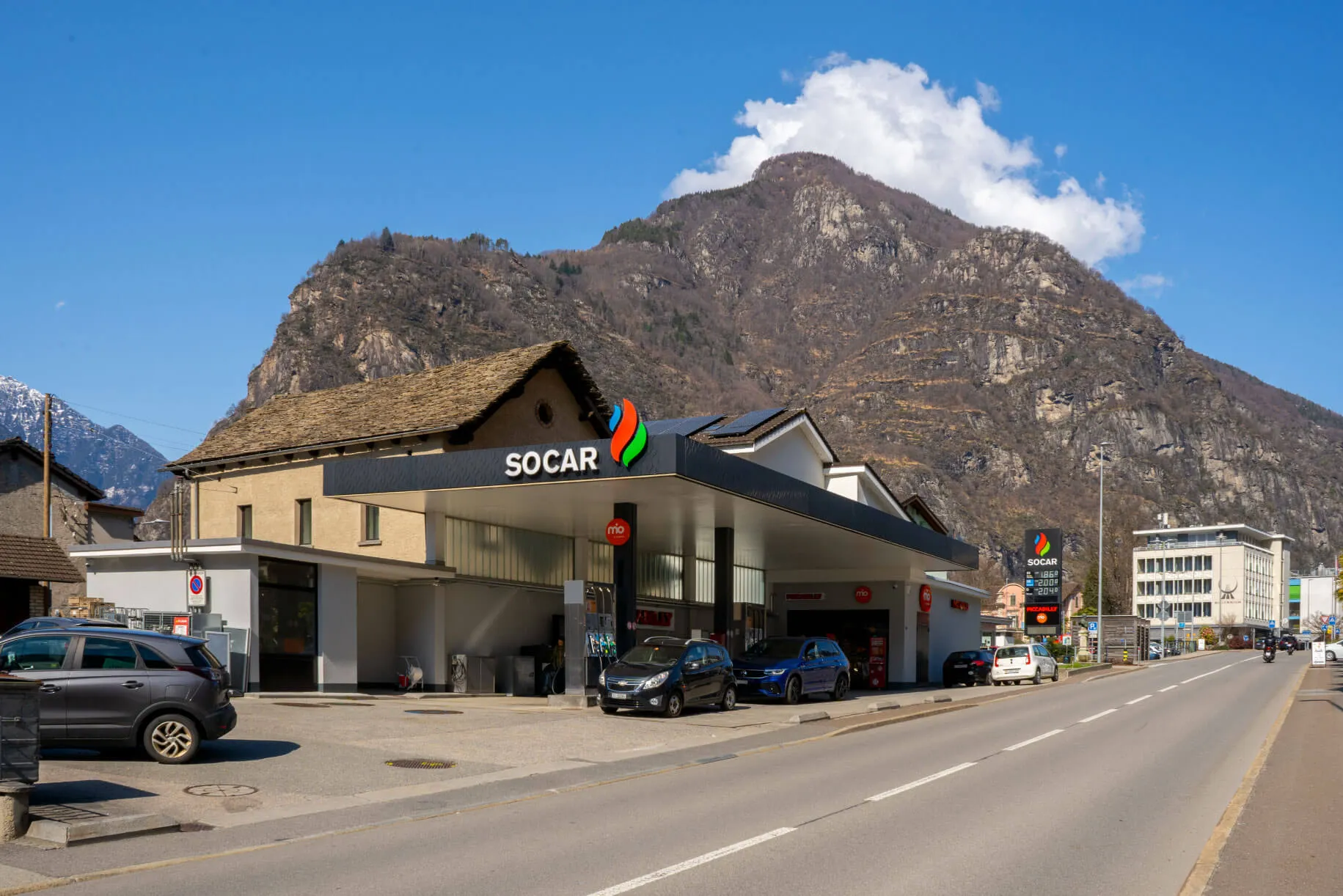 Piccadilly Biasca Via Generale Guisan 1